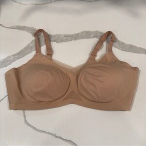 HoneyLove CrossOver Bra womens Large 38B/C Sand wireless mesh adjustable‎ straps